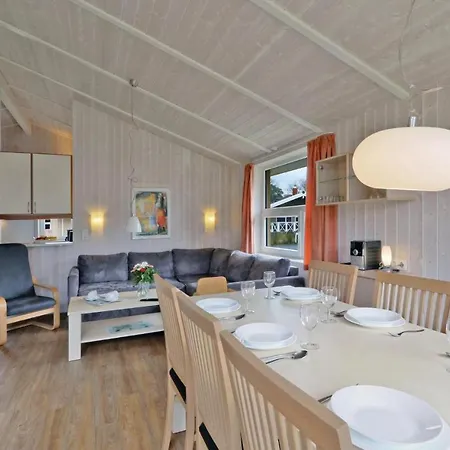 Semesterbostad Freibeuterweg 2 - Dorf 6